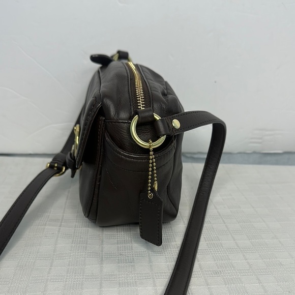 COACH Campbell Leather Camera Bag Crossbody Brown F25150 - Picture 2 of 9